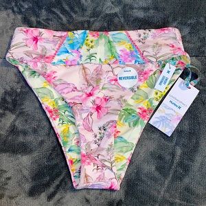 💓NWT Hurley X LoveShackFancy Bikini Bottoms💓